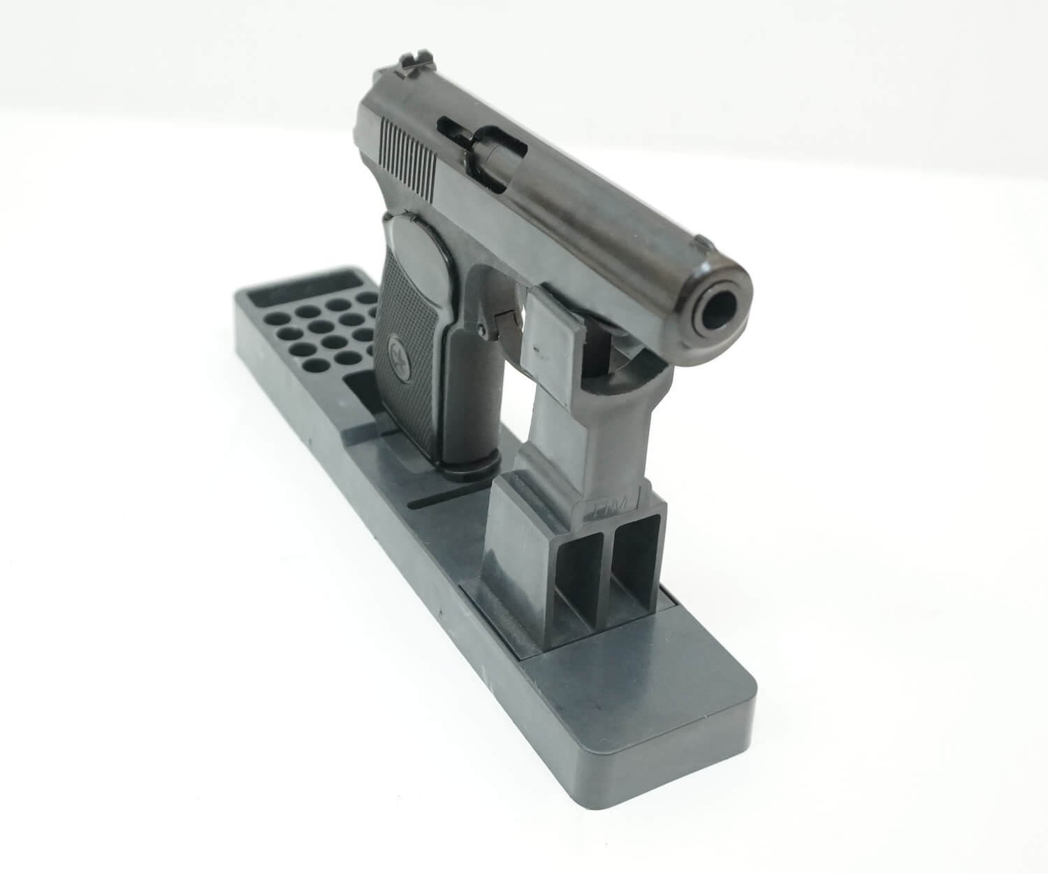 Пневматический пистолет МР-654К-32 4,5 мм