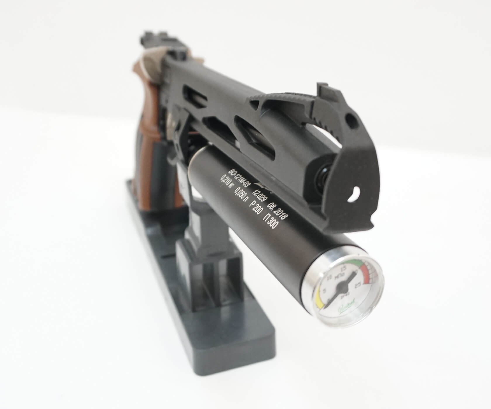 Пневматический пистолет МР-657-03 (PCP) 4,5 мм Пневматический пистолет МР-657-03 (PCP) 4,5 мм