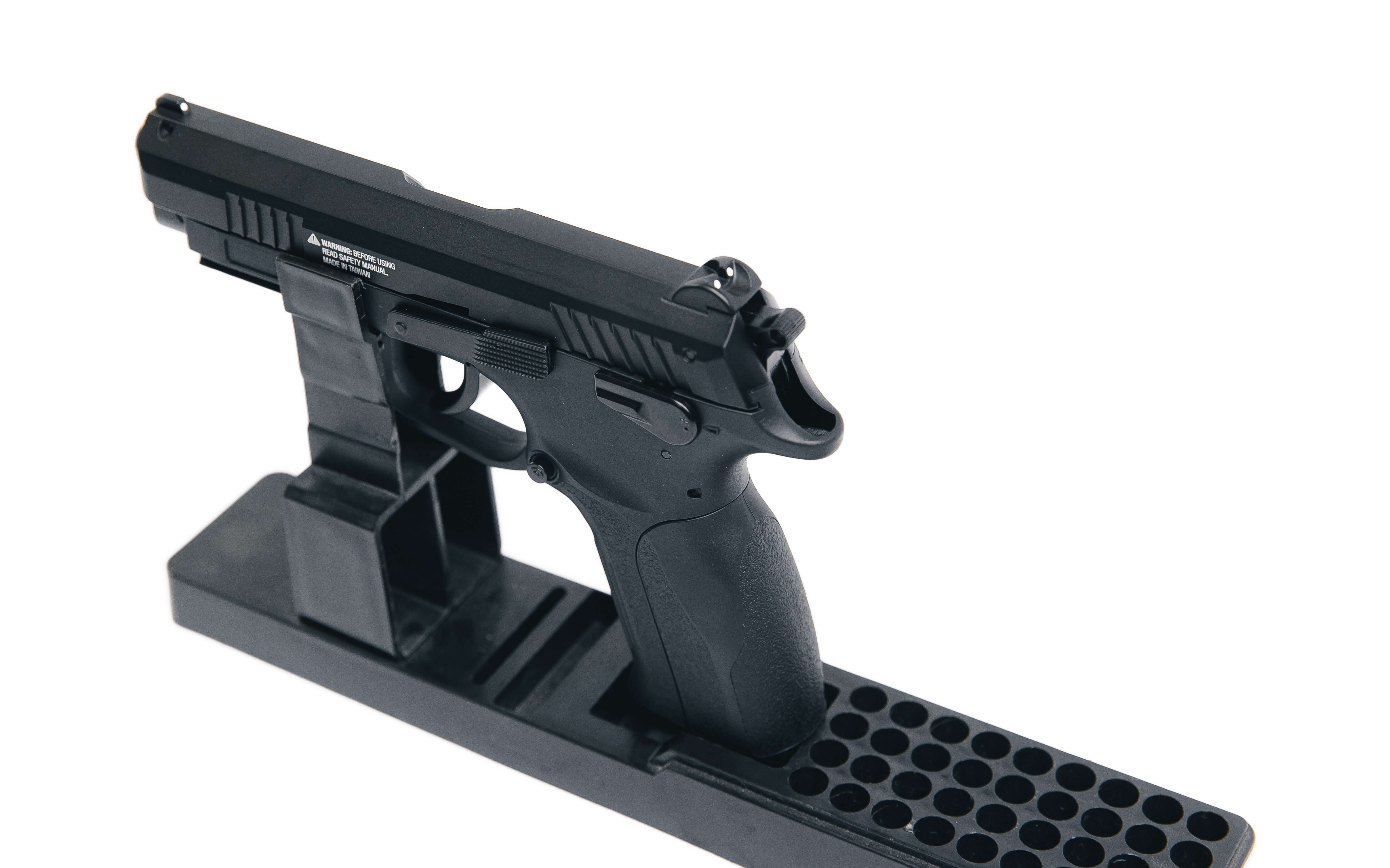 Пневматический пистолет Borner K100 blowback 4,5 мм