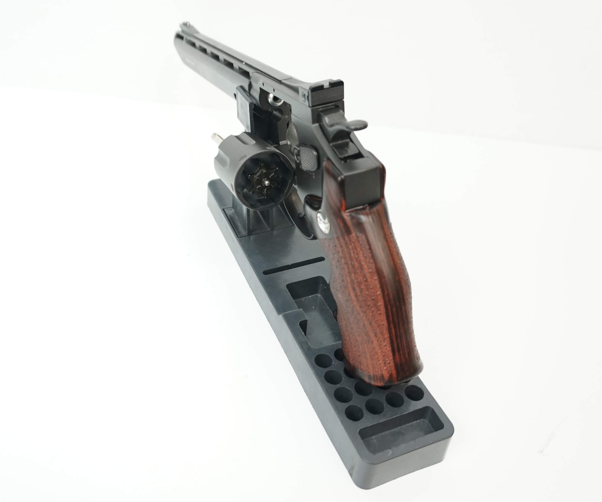Пневматический пистолет Borner Super Sport 703 4,5 мм