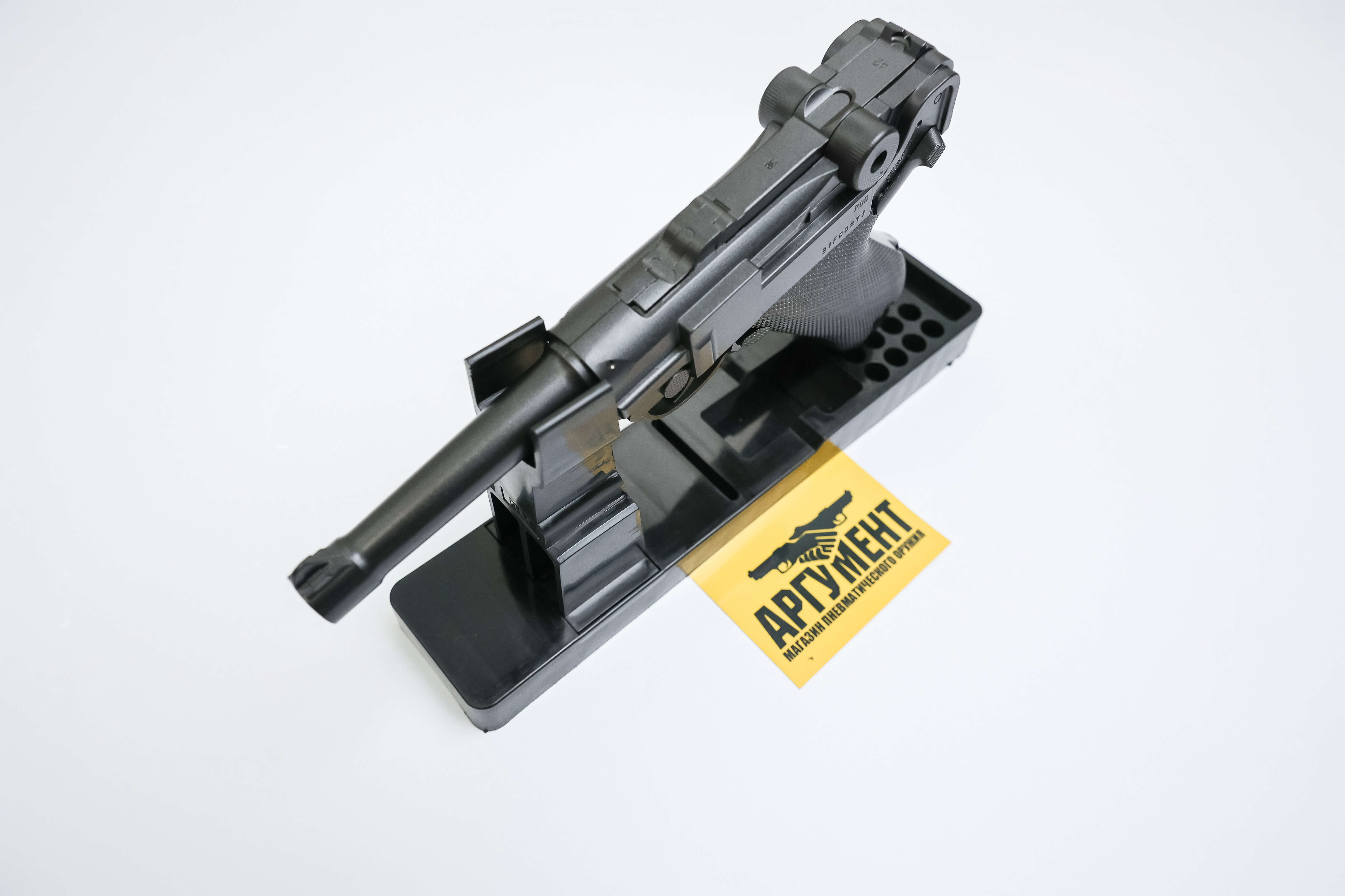 Пневматический пистолет Umarex P.08 4,5 мм Люгер Парабеллум Пневматический пистолет Umarex P.08 4,5 мм Люгер Парабеллум